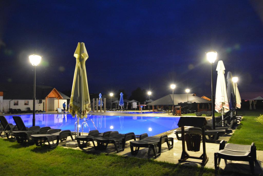 Pension La Taticu Сэкэлэшени Экстерьер фото